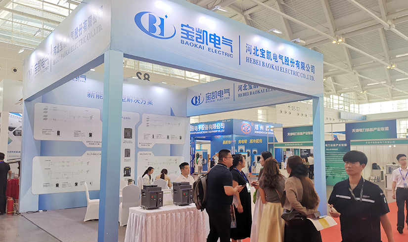 暴击行业天花板！jinnianhui今年会电气硬核技术亮相天津清洁能源展，引央视记者及能源产业巨头现场“挖宝”